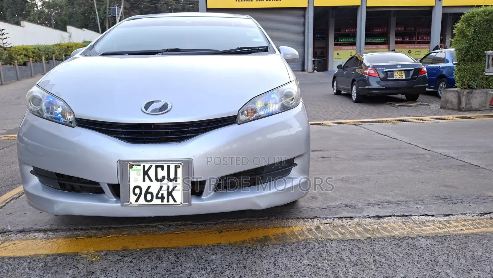 Toyota Wish 2013 Silver