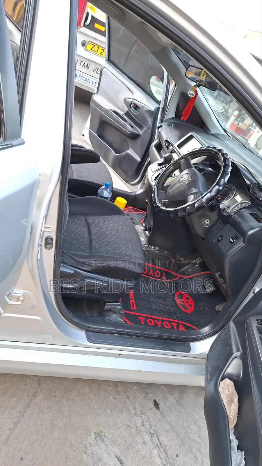 Toyota Wish 2013 Silver