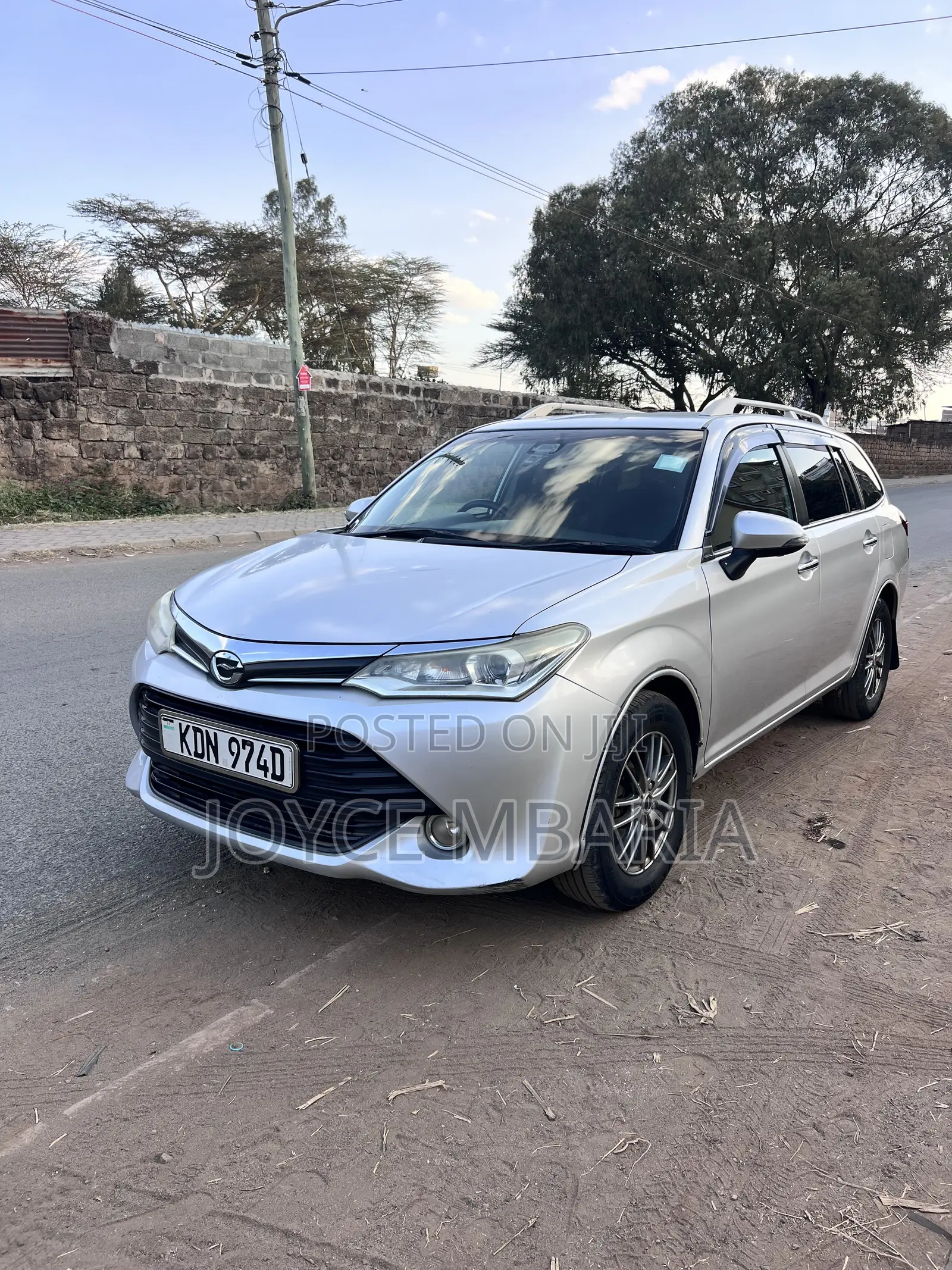 Toyota Corolla Fielder 2016 Silver