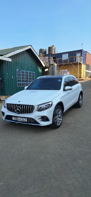 Mercedes-Benz GLC-Class 2017 White