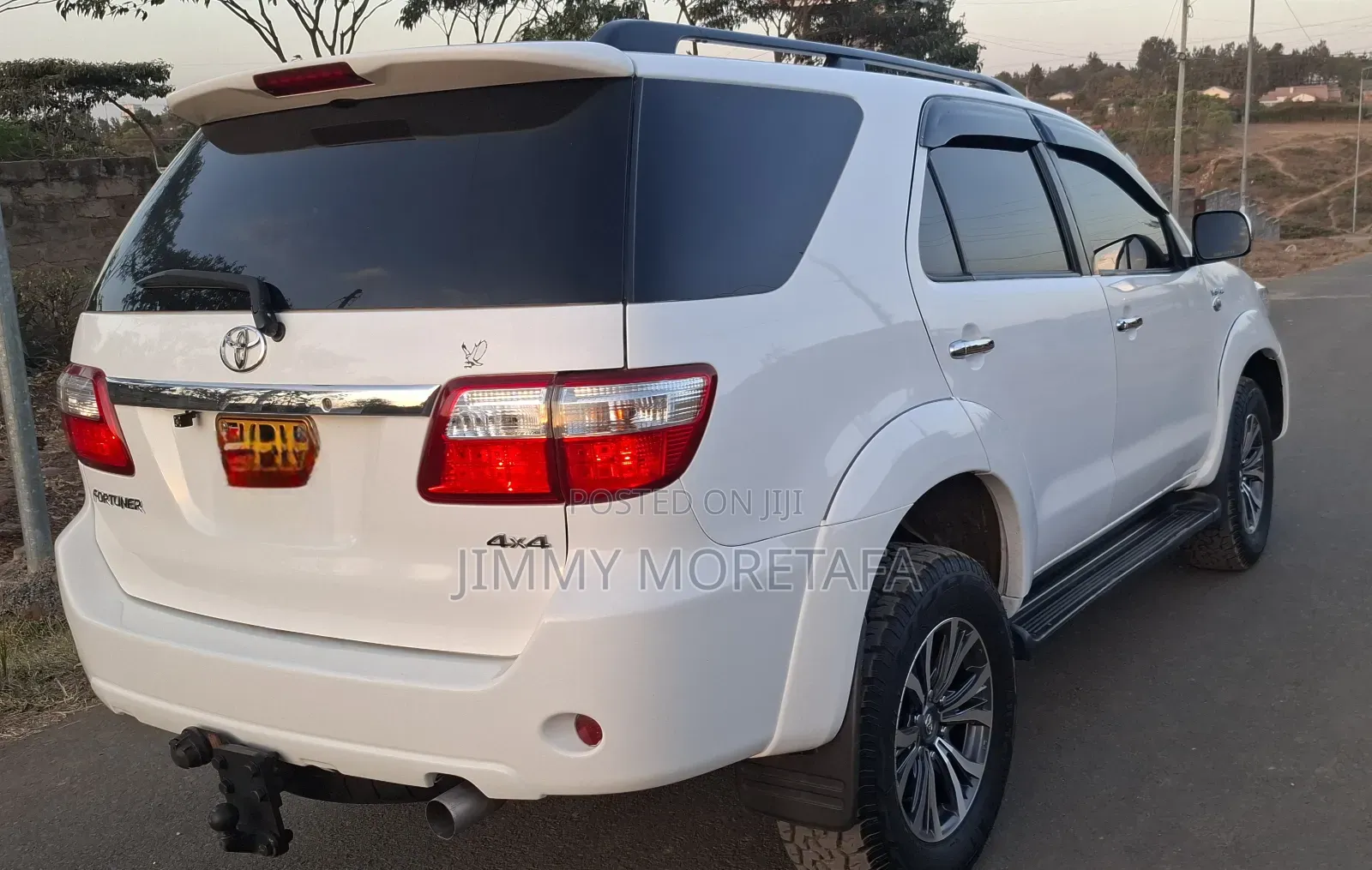 Toyota Fortuner 2005 White