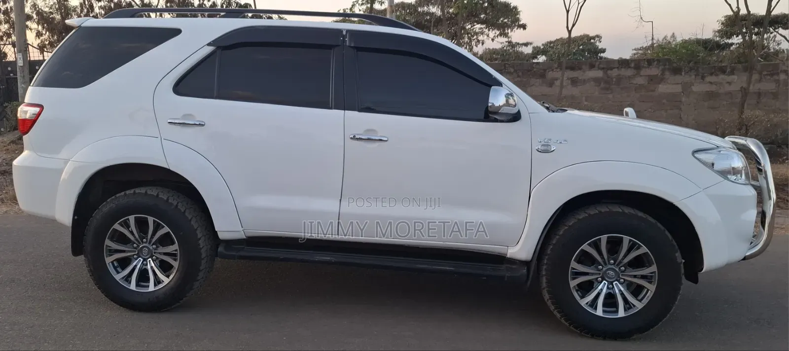 Toyota Fortuner 2005 White