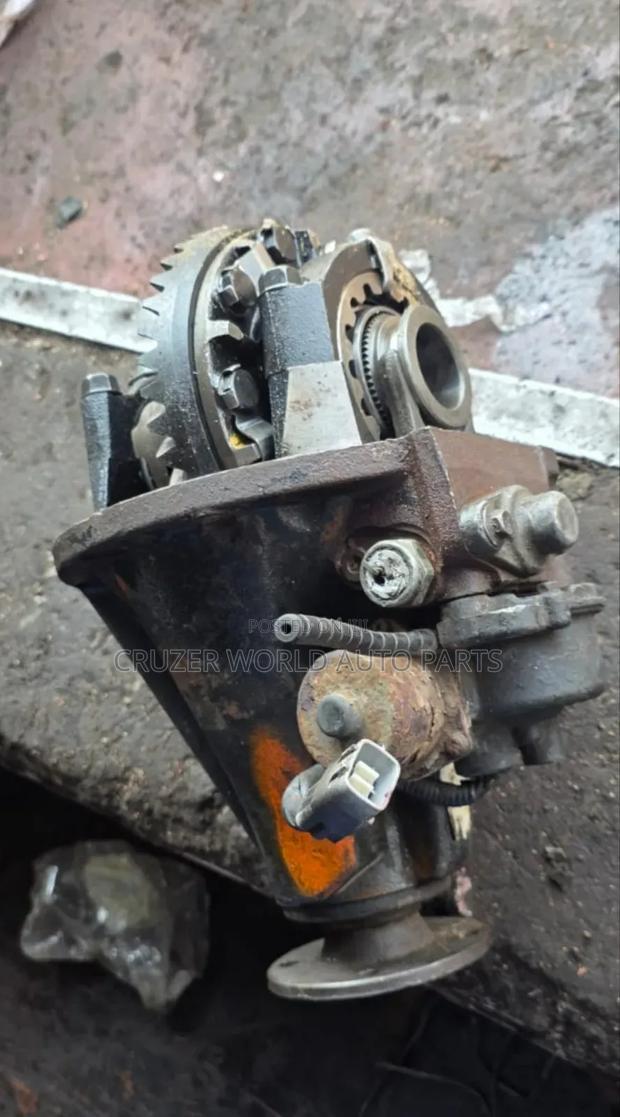 Landcruser 79 New Model Front Differential Switch Type - thumbnail 2