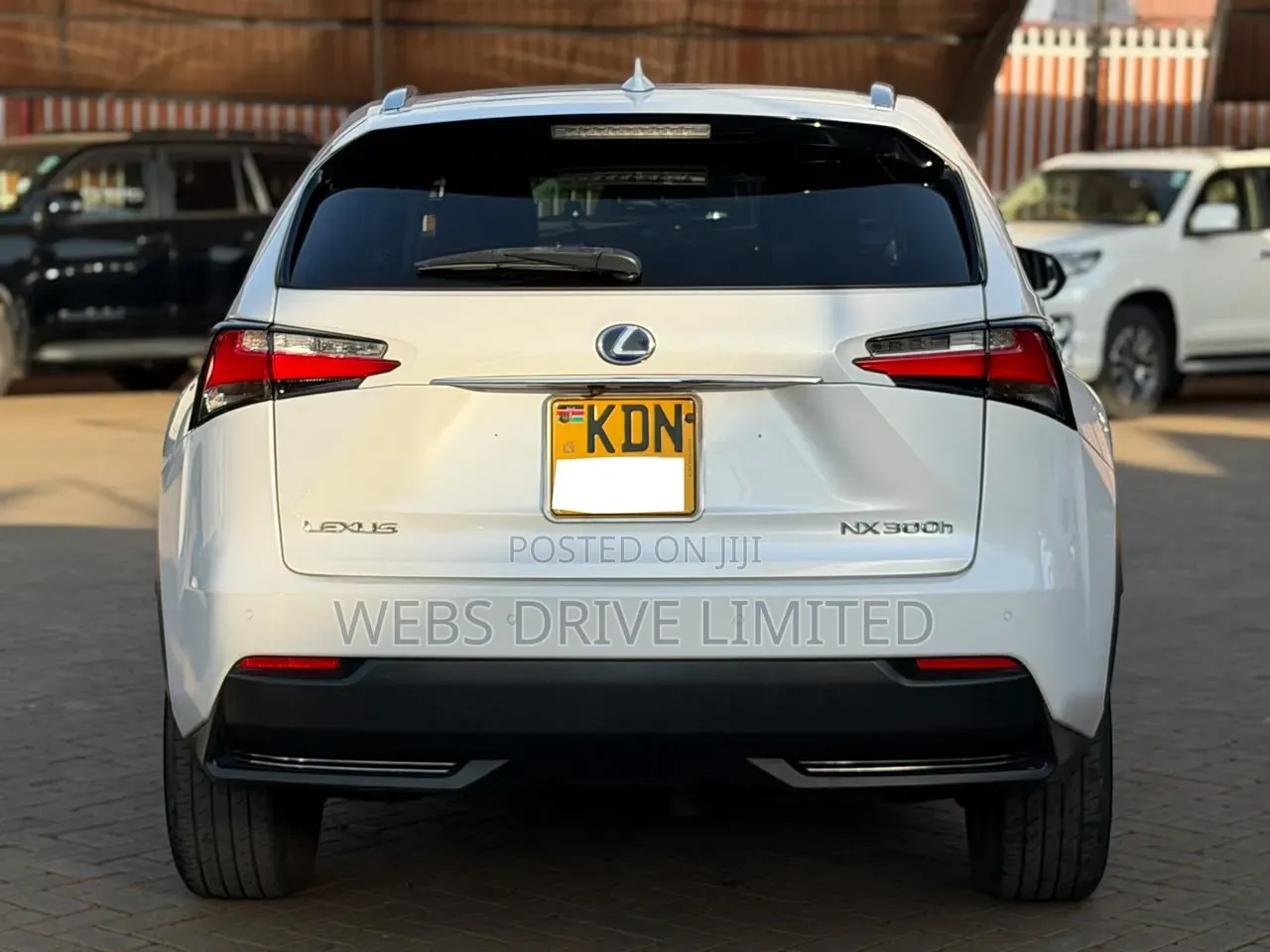 Lexus NX 2016 Pearl
