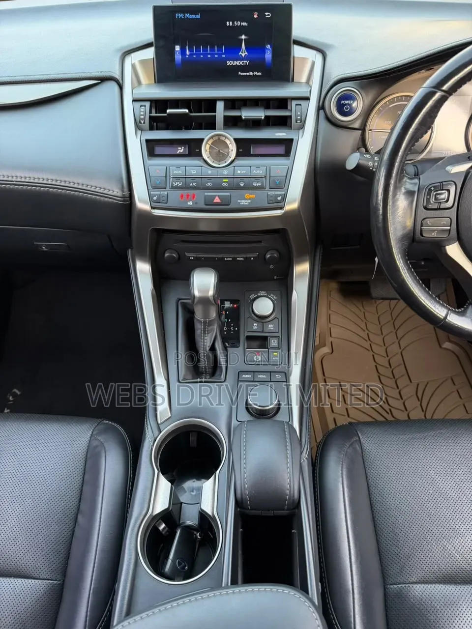 Lexus NX 2016 Pearl