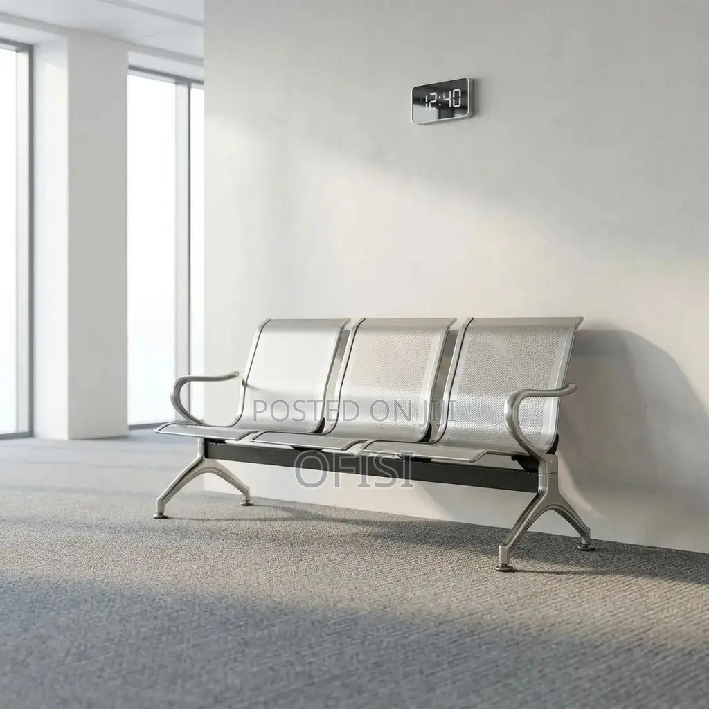 Waiting Bench; 3-Link Non-Padded Waiting Bench