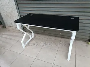 120cm Metallic Stand Office Table