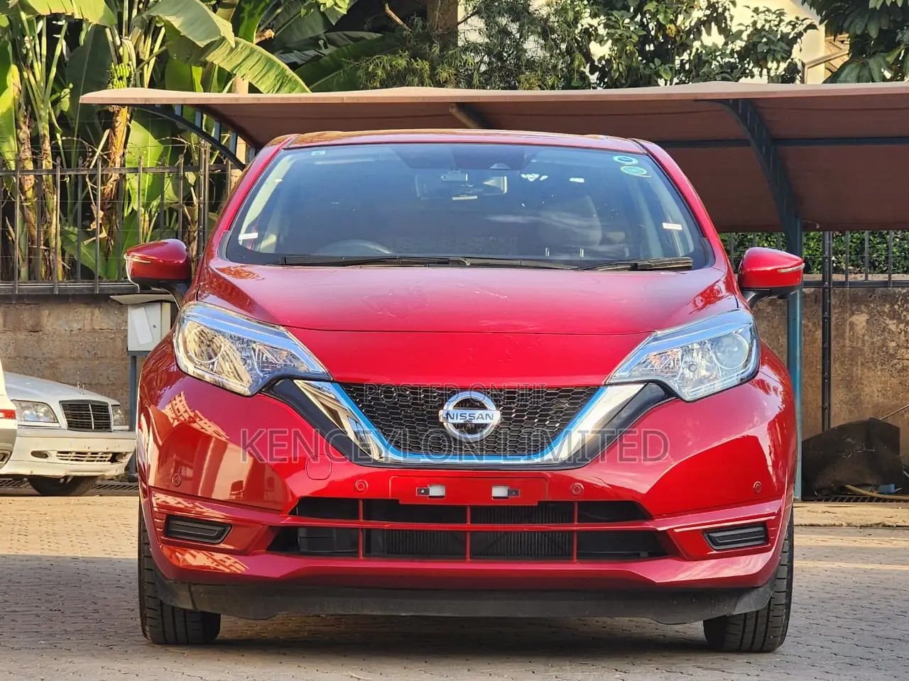 Nissan Note 1.2 Hybrid 2019 Red