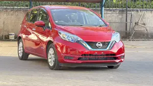 Nissan Note 1.2 Hybrid 2019 Red