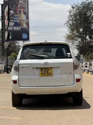 Toyota RAV4 2015 White