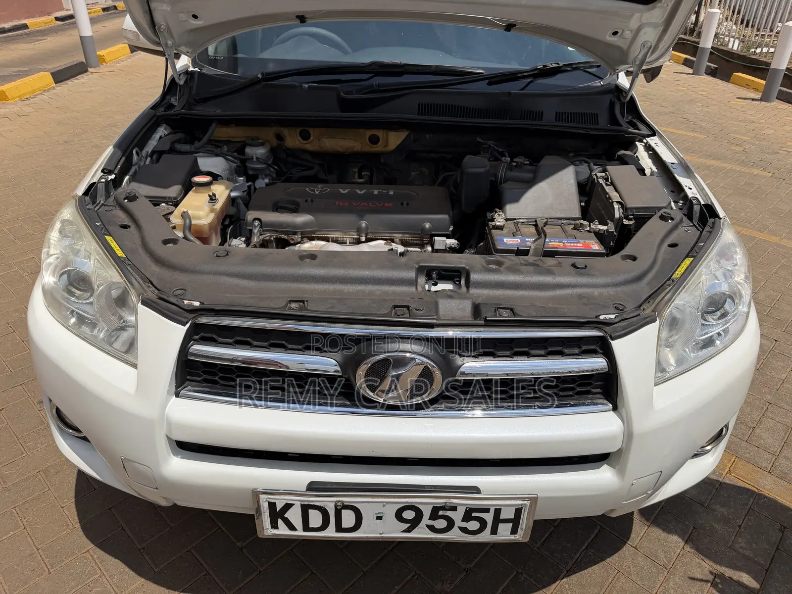 Toyota RAV4 2015 White