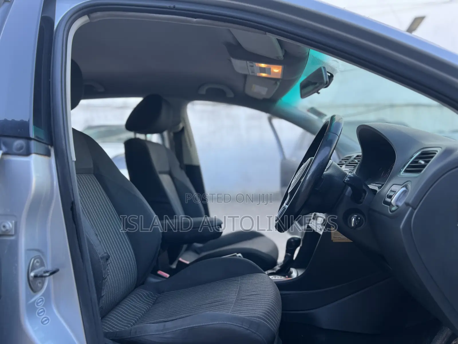 Volkswagen Polo 2014 Silver