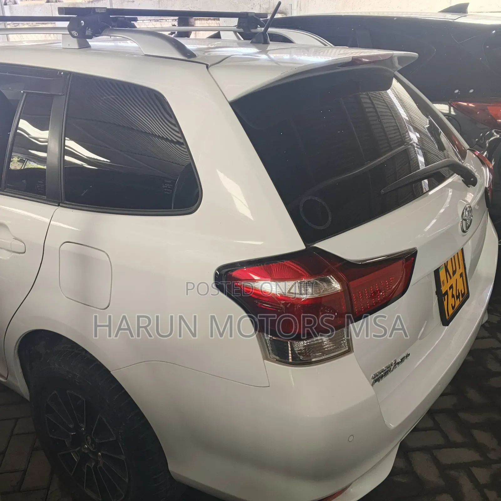 Toyota Corolla Fielder 2018 White
