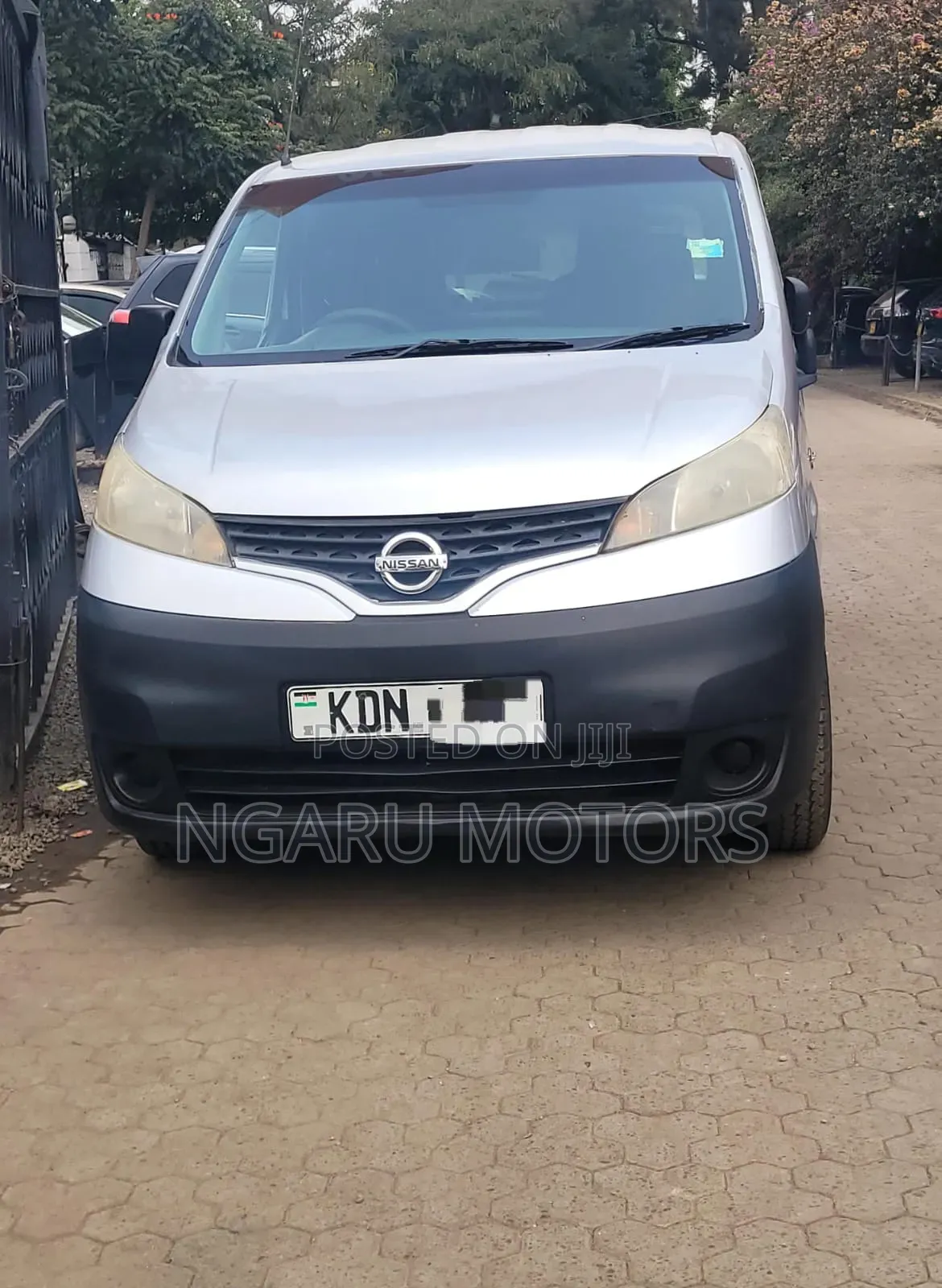 Nissan NP200 2016 Silver
