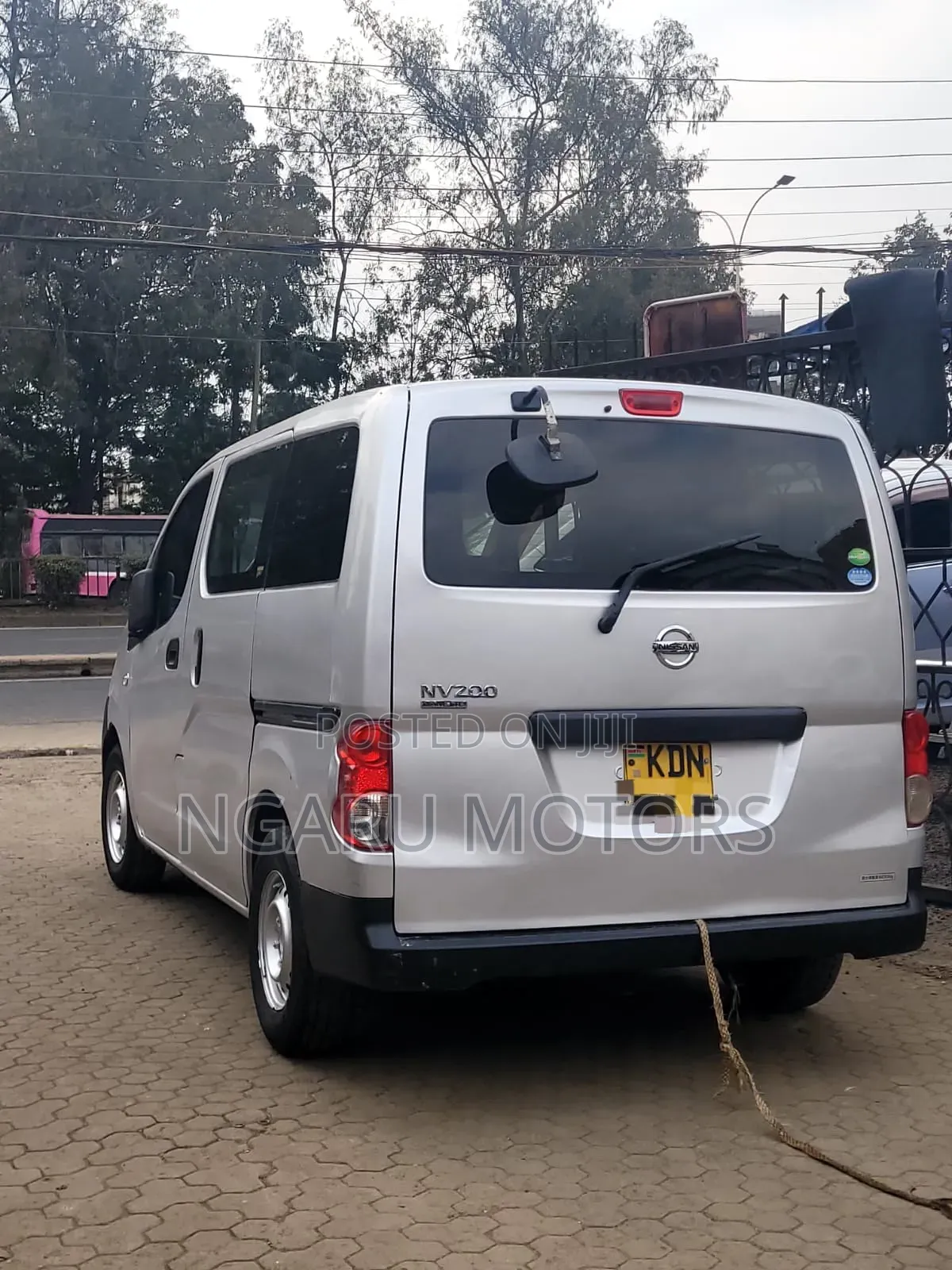 Nissan NP200 2016 Silver