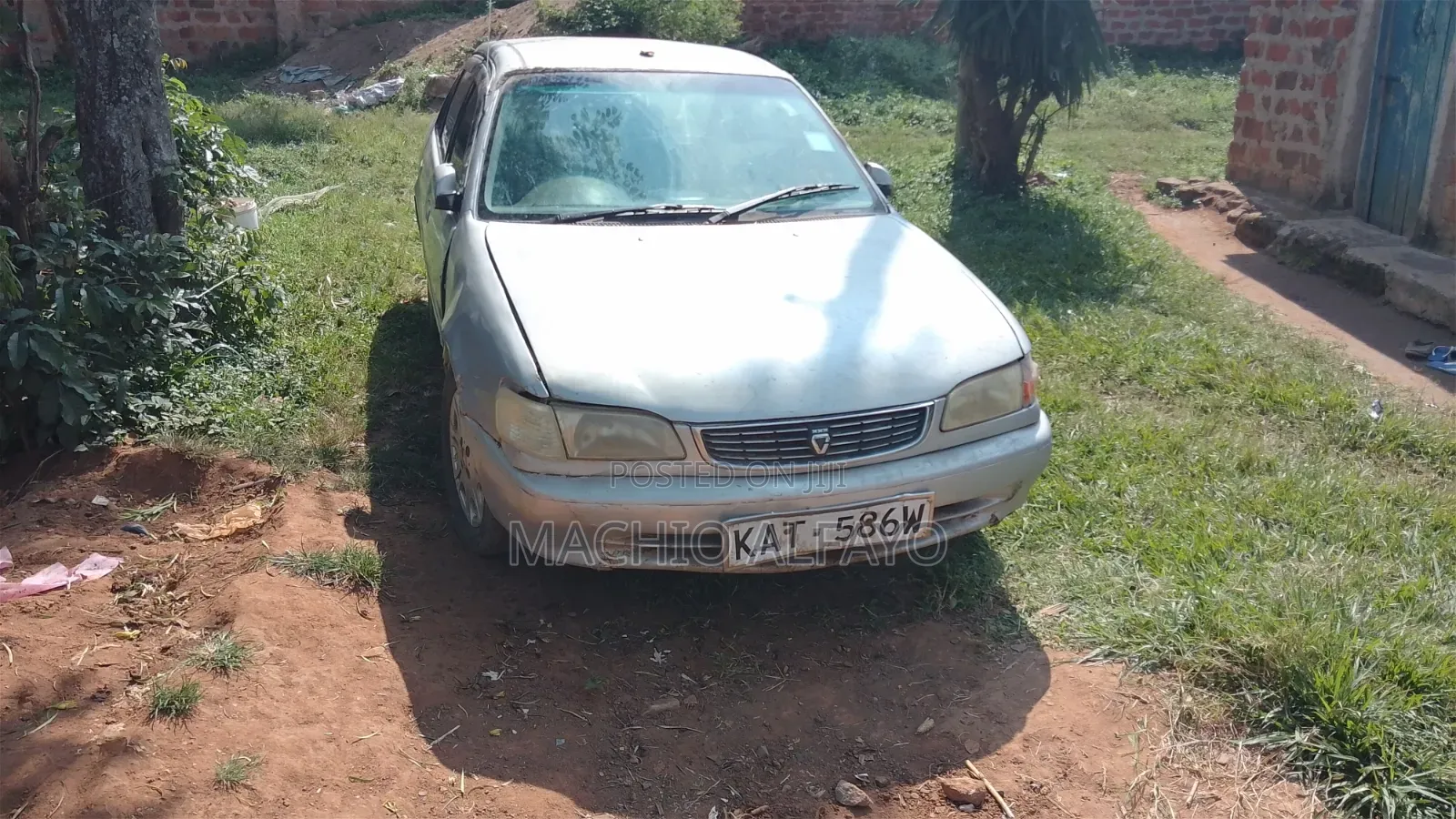 Toyota Corolla 2000 Gray
