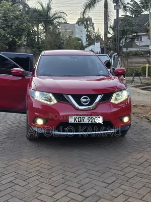 Nissan X-Trail 2017 Red