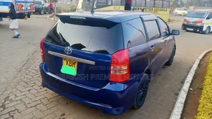 Toyota Wish 2003 Blue