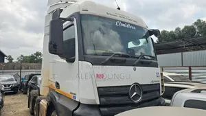 Mercedes Actros Prime Mover