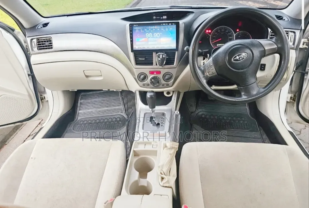 Subaru Impreza 2010 White