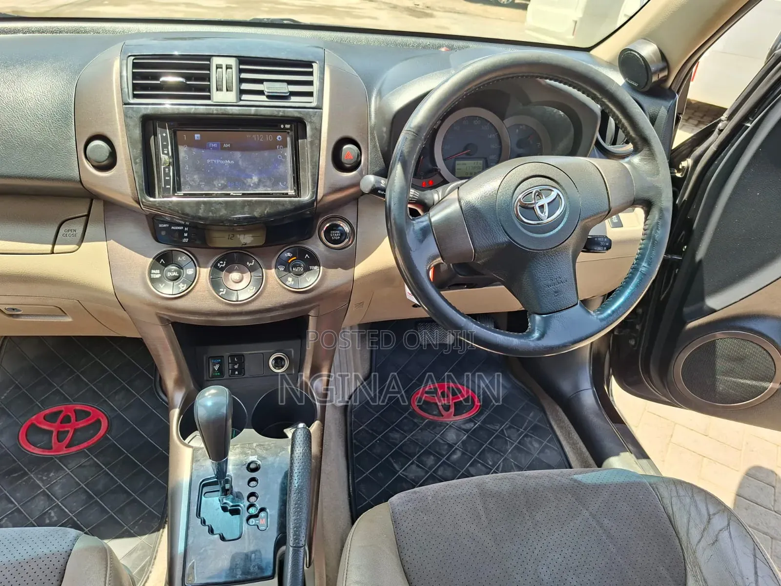 Toyota Vanguard 2008 Black