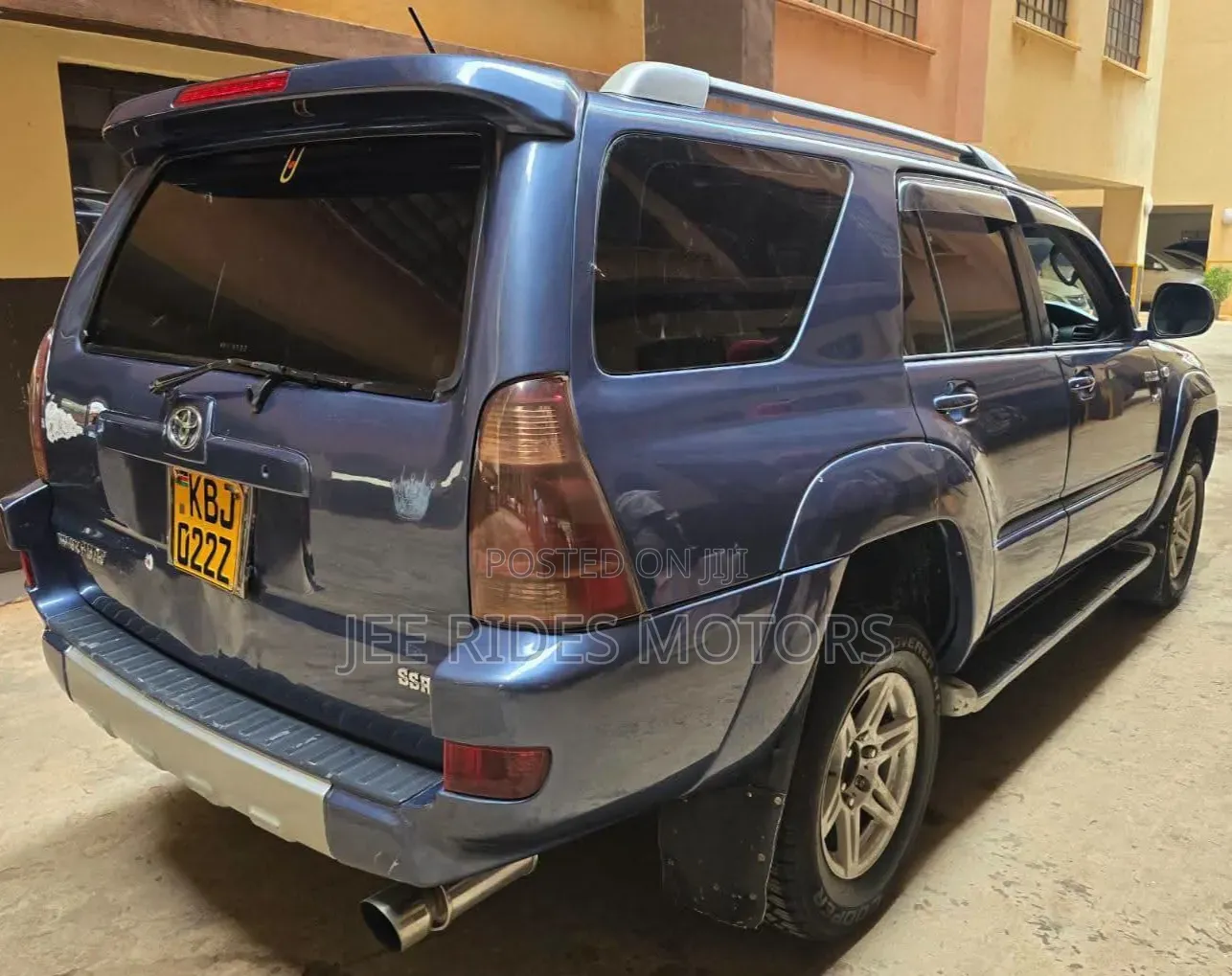 Toyota Hilux Surf 2002 Blue