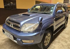 Toyota Hilux Surf 2002 Blue