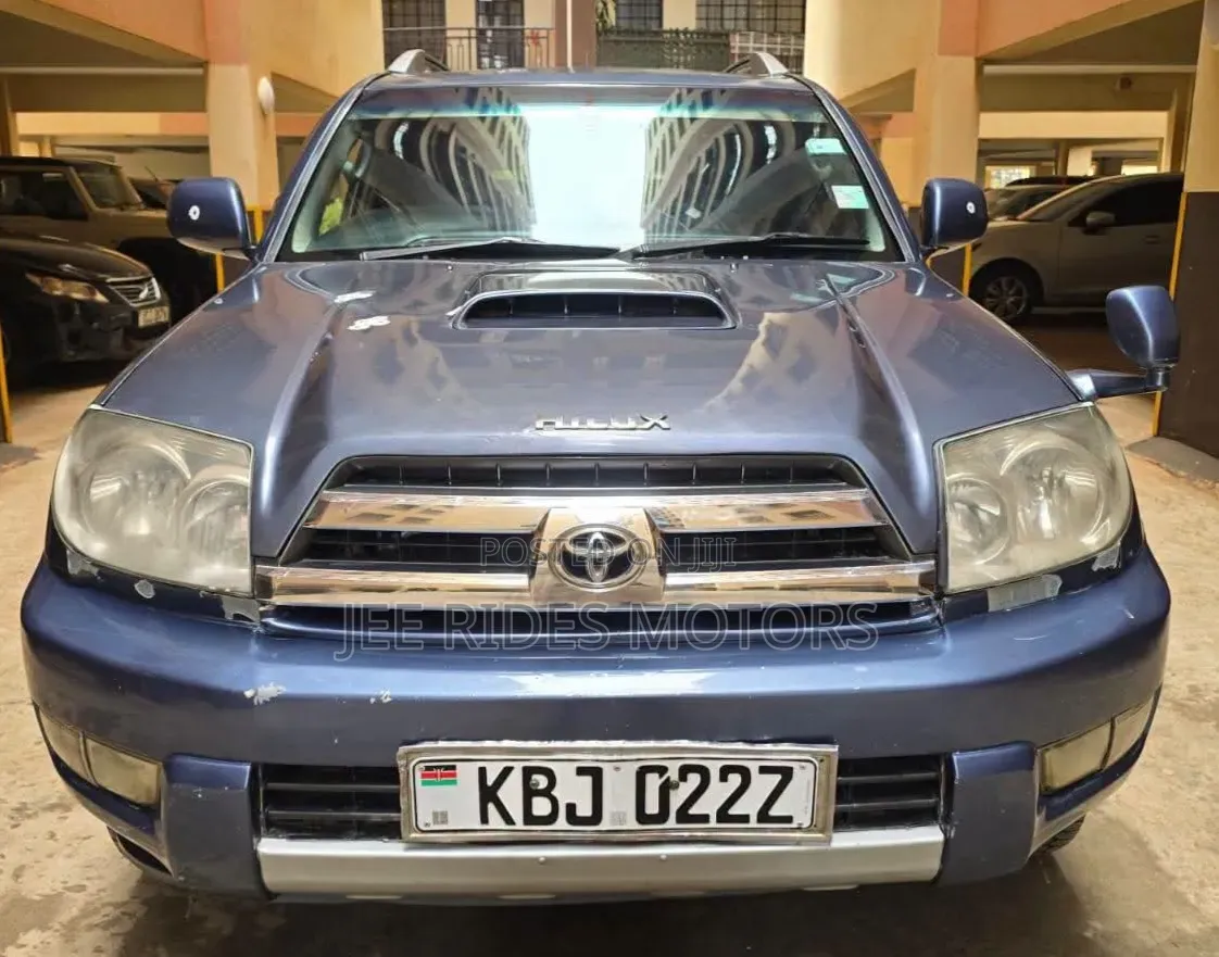 Toyota Hilux Surf 2002 Blue