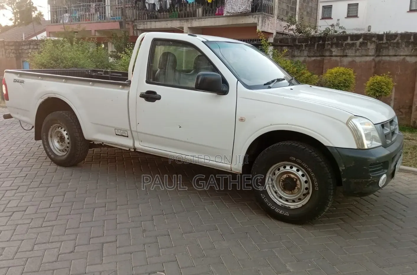 Isuzu D-MAX 2009 Off white