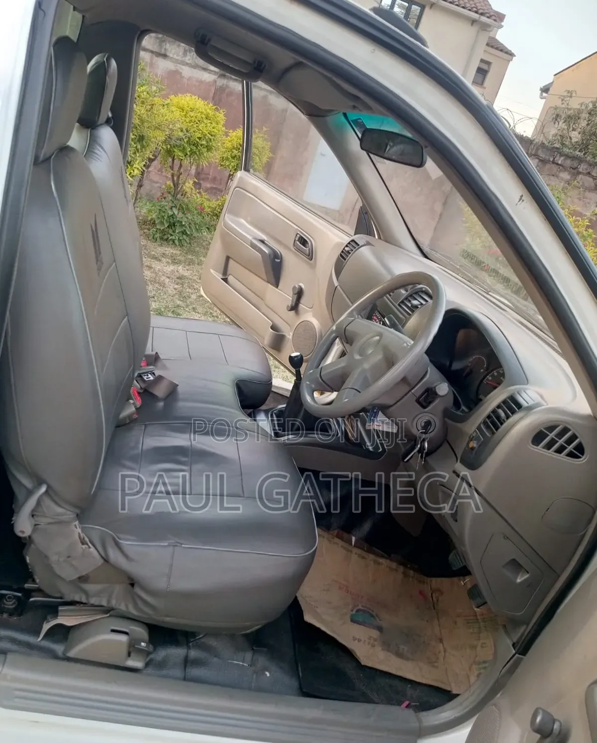 Isuzu D-MAX 2009 Off white