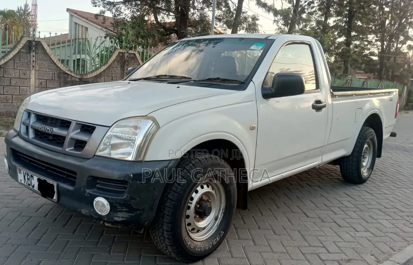 Isuzu D-MAX 2009 Off white