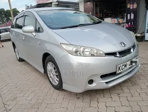 Toyota Wish 2011 White