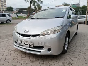 Toyota Wish 2011 White