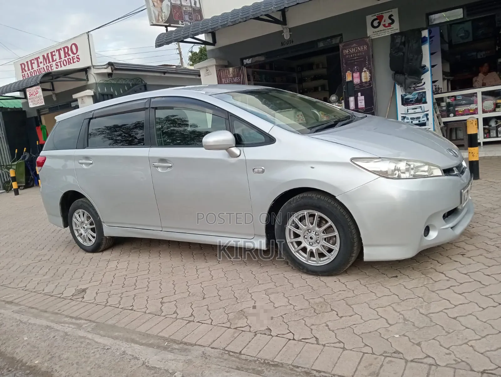 Toyota Wish 2011 White