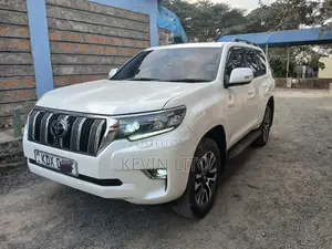 Mombasa Airport Transfer | Private Driver | 17 Seater Van Hire