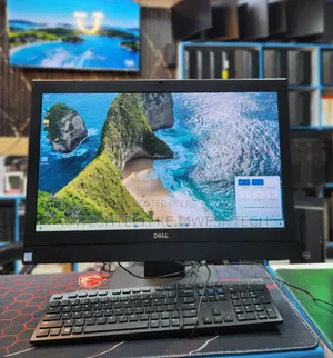 Desktop Computer Dell OptiPlex 7410 16GB Intel Core i5 SSD 256GB
