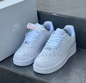 NIKE AIR FORCE LOWS, Triple White Triple White