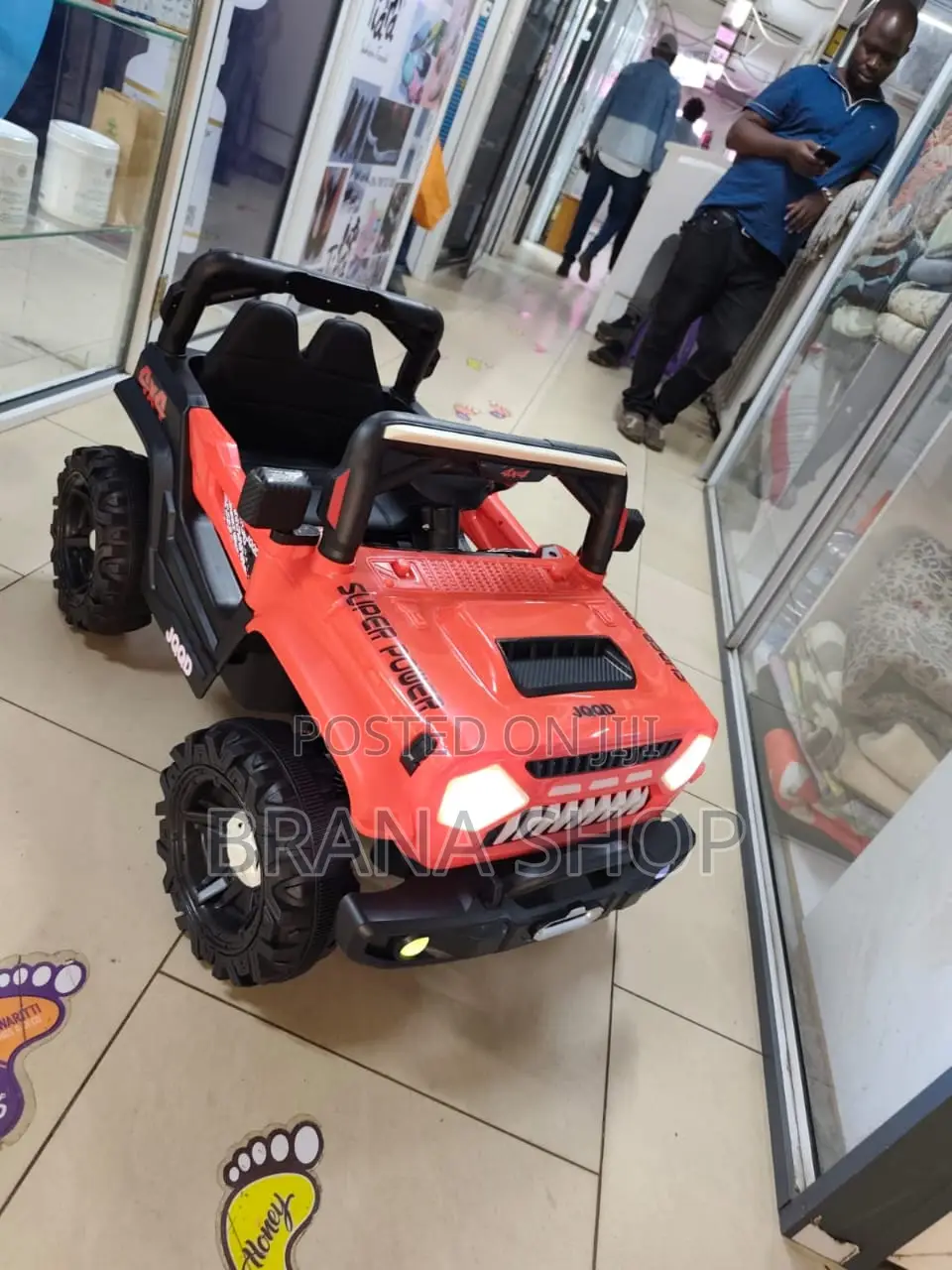 New 12V 4x4 Kids Remote-Control Electric Ride-on Car