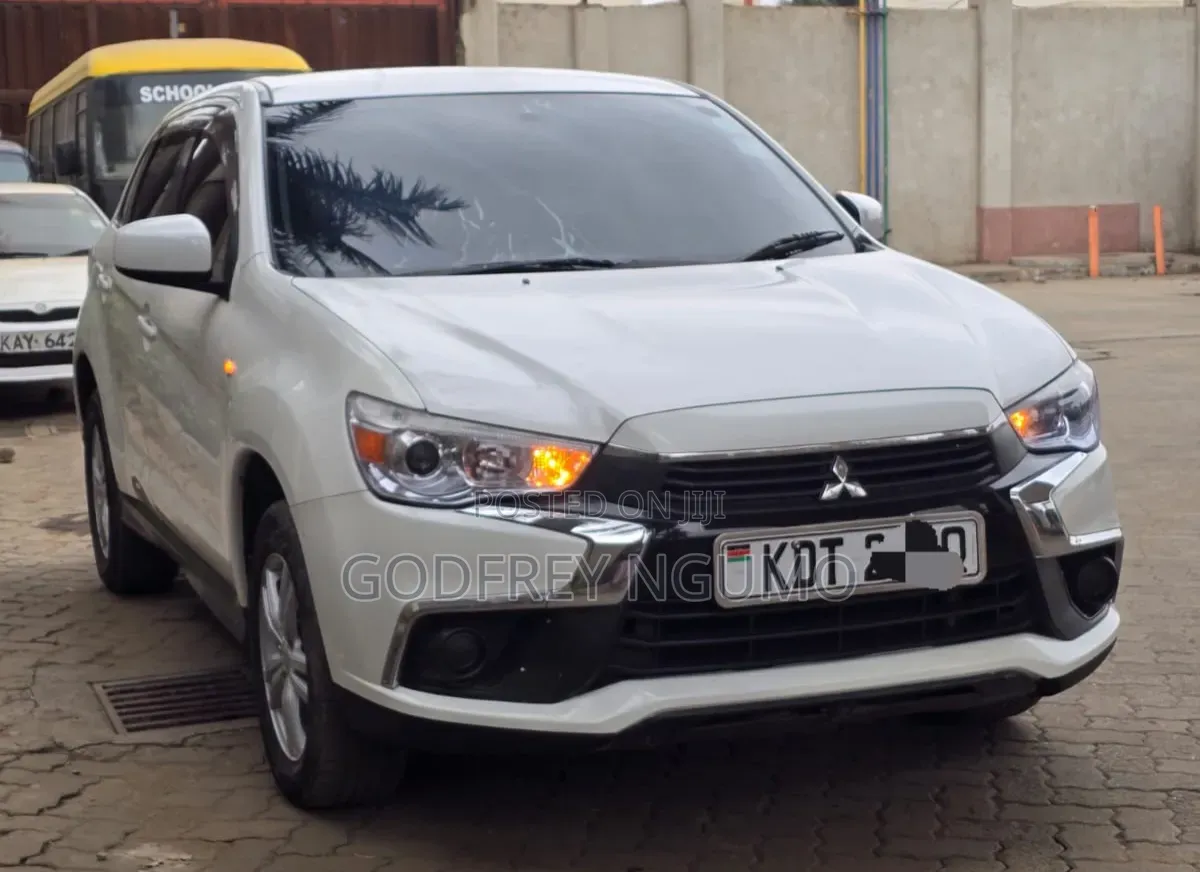 Mitsubishi RVR 2017 White