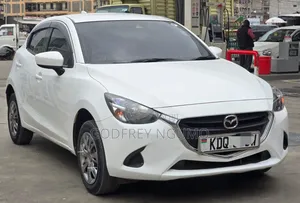 Mazda Demio 2018 White