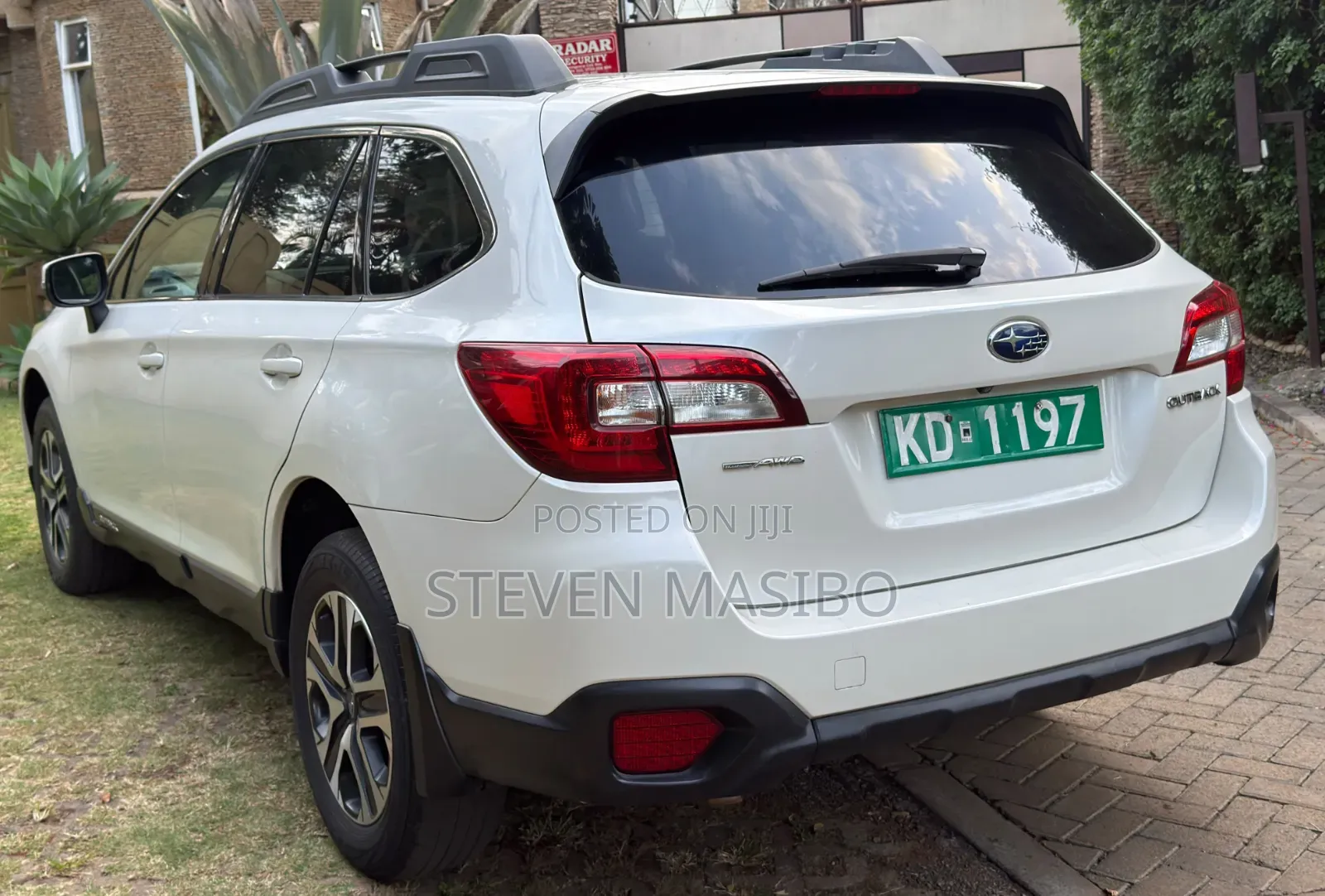 Subaru Outback 2018 White