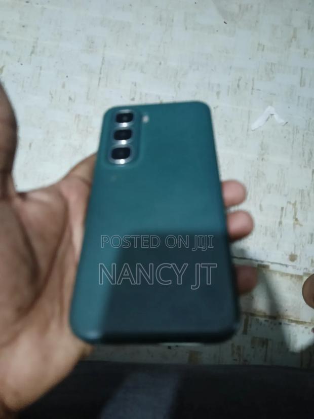 Infinix Hot 60i 256 GB Black - thumbnail 3