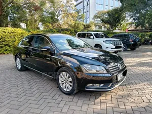 Volkswagen Passat 2012 Black