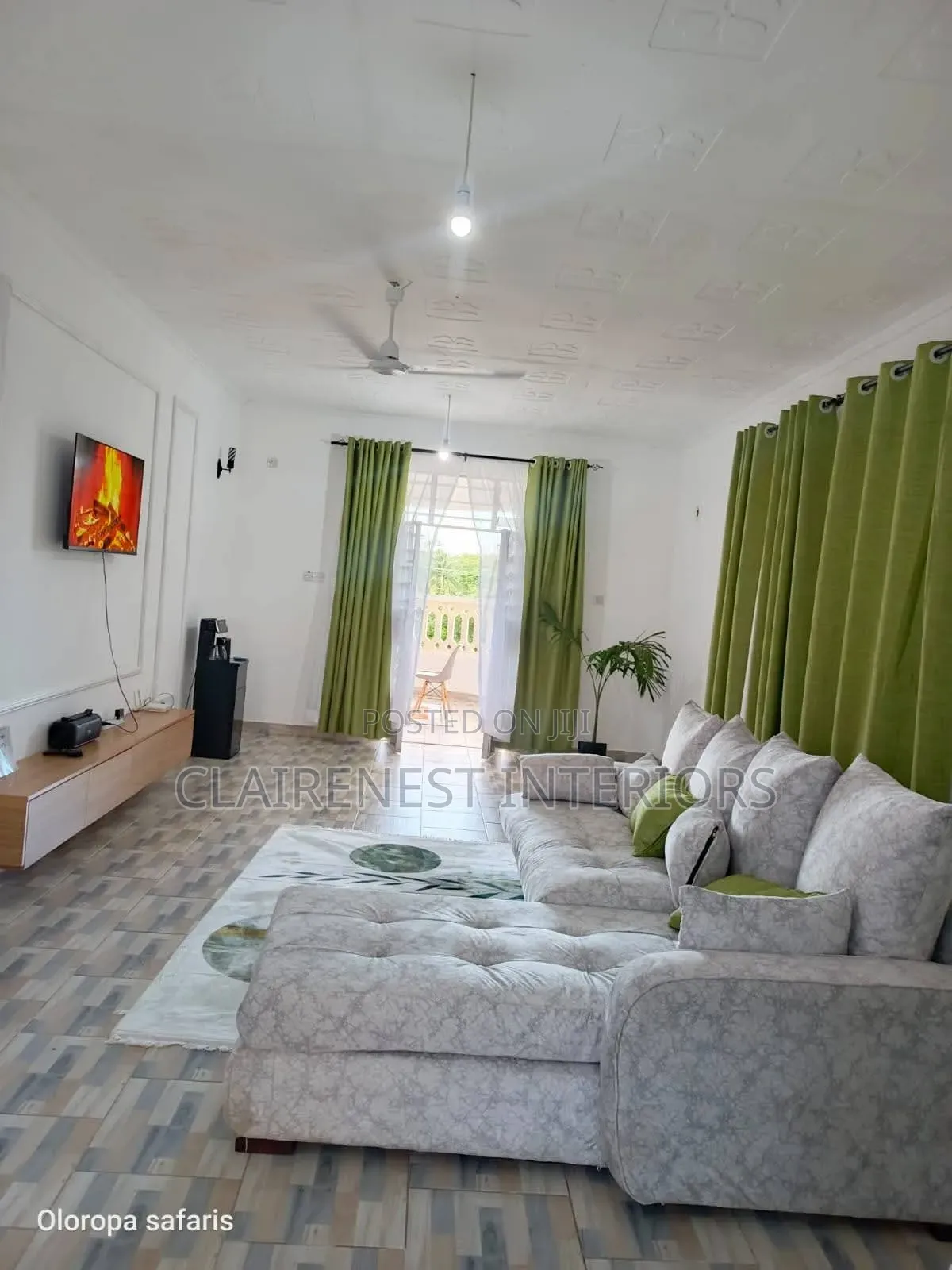Make Your Room Feel Warmer and More Welcoming With Green Curtains