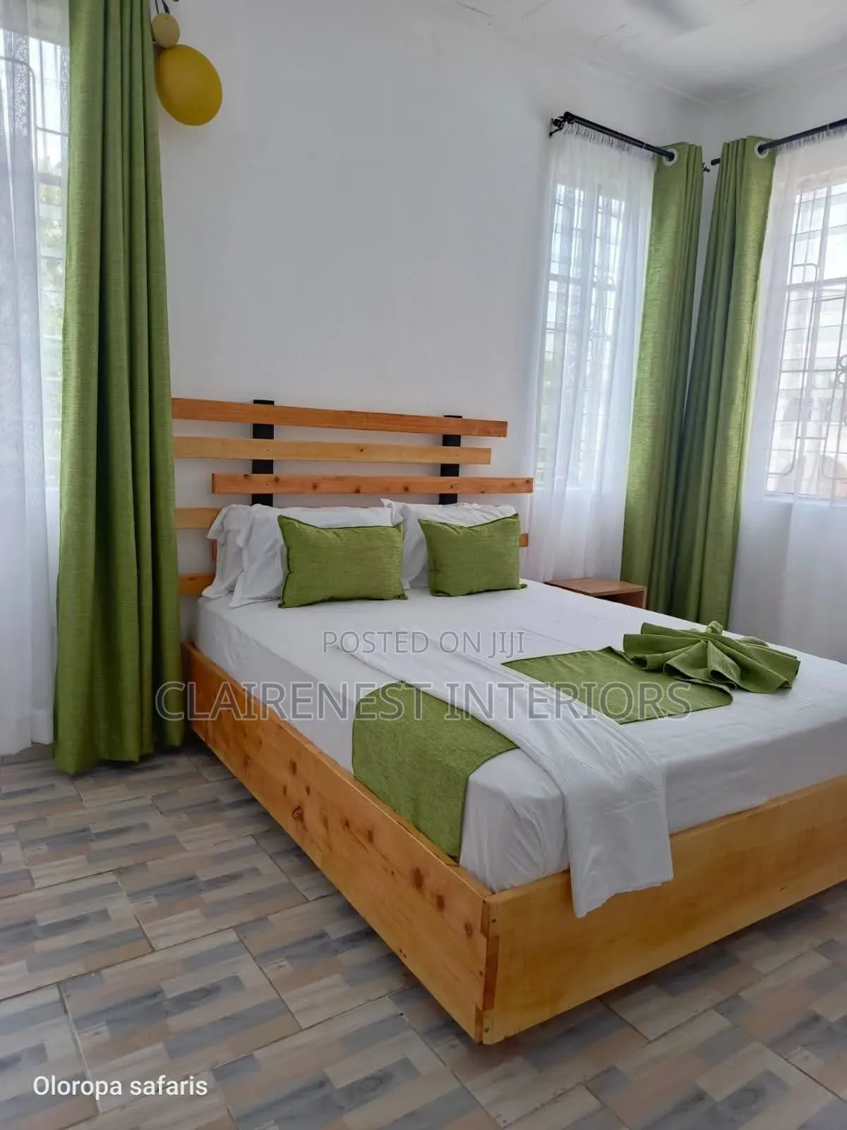 Make Your Room Feel Warmer and More Welcoming With Green Curtains