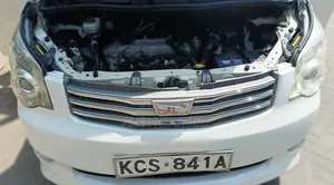 Toyota Noah 2011 White