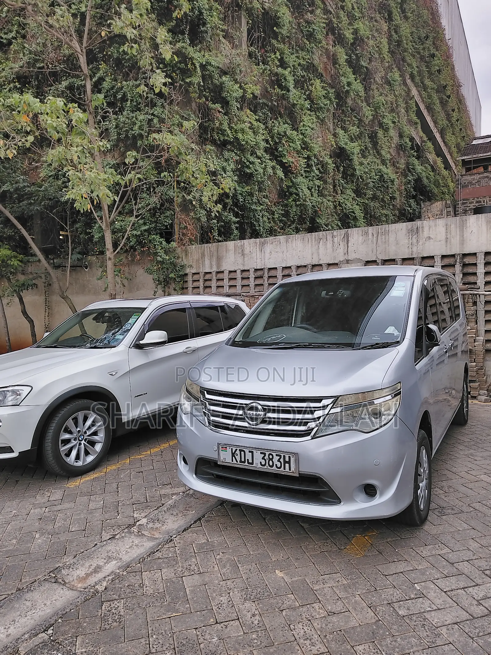 Nissan Serena 2015 Silver