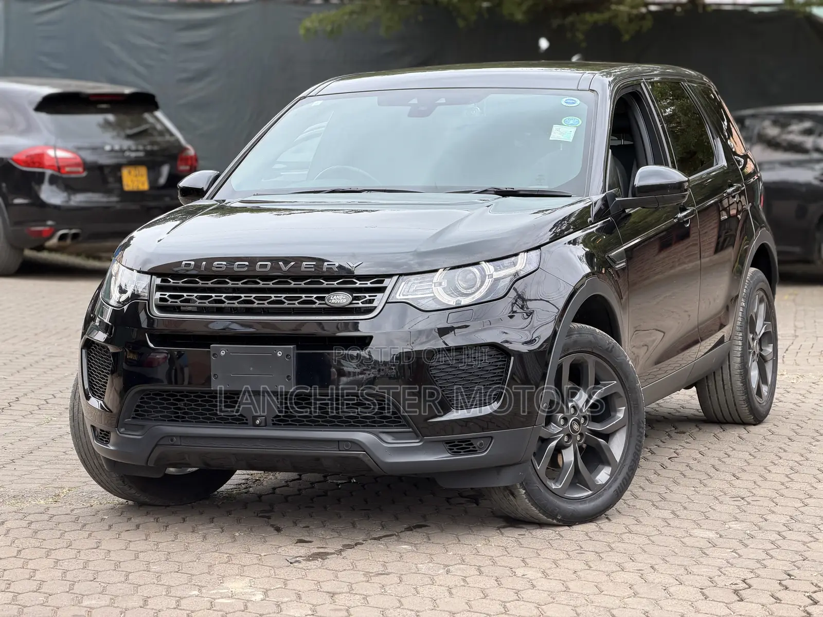 Land Rover Discovery Sport HSE 2019 Black