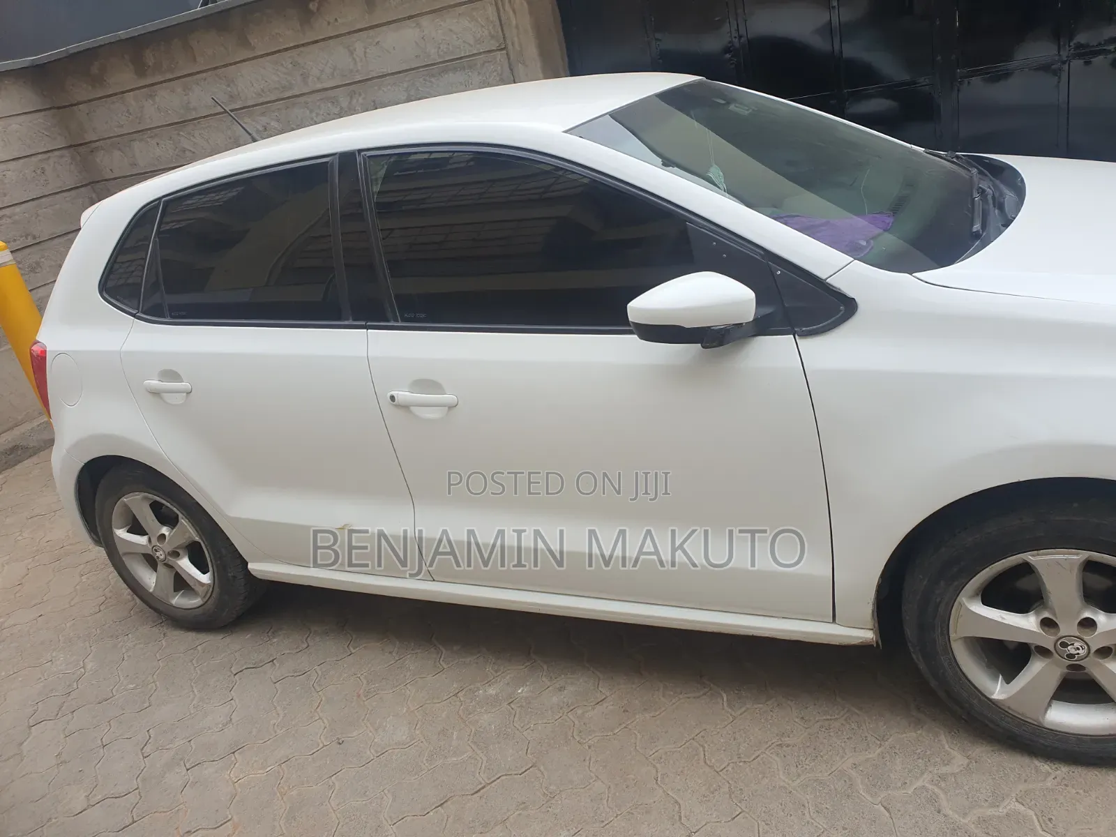 Volkswagen Polo 2011 White