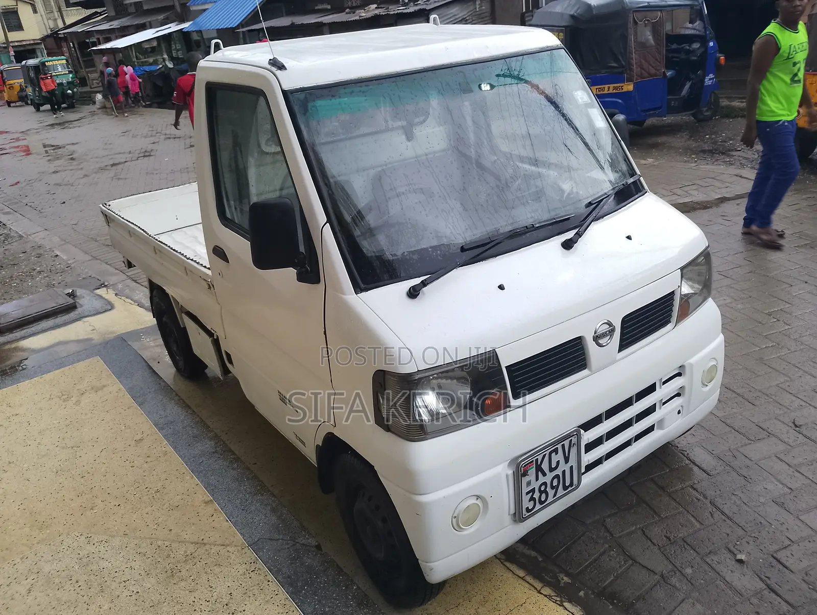 Nissan NV100 Clipper 2013 White
